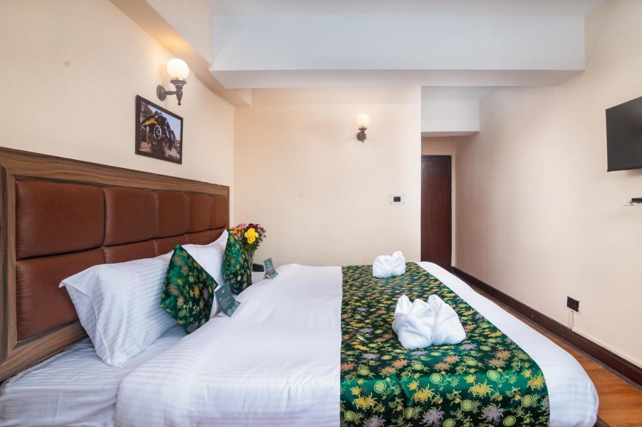 Muscatel Roma - 400 Mts From Mall Road Darjeeling  Bagian luar foto