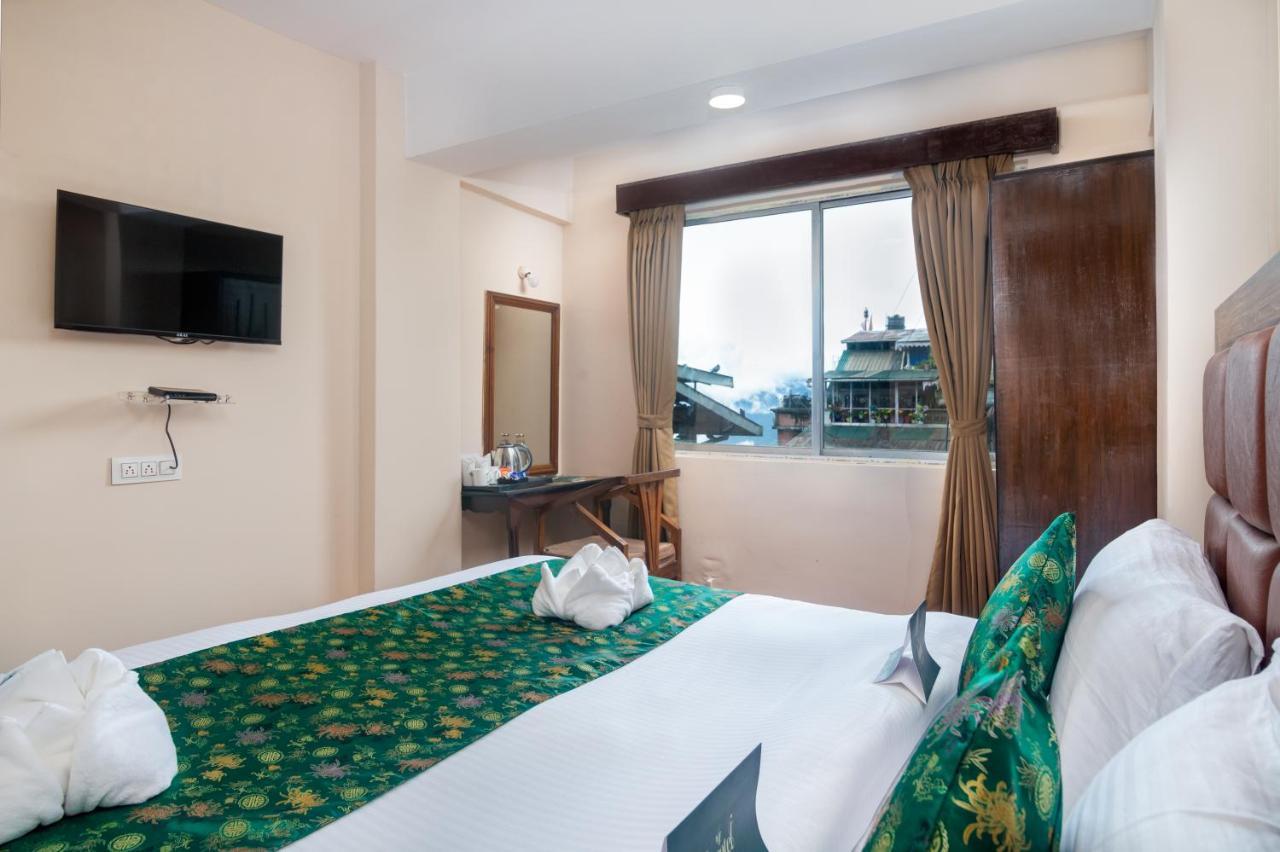 Muscatel Roma - 400 Mts From Mall Road Darjeeling  Bagian luar foto