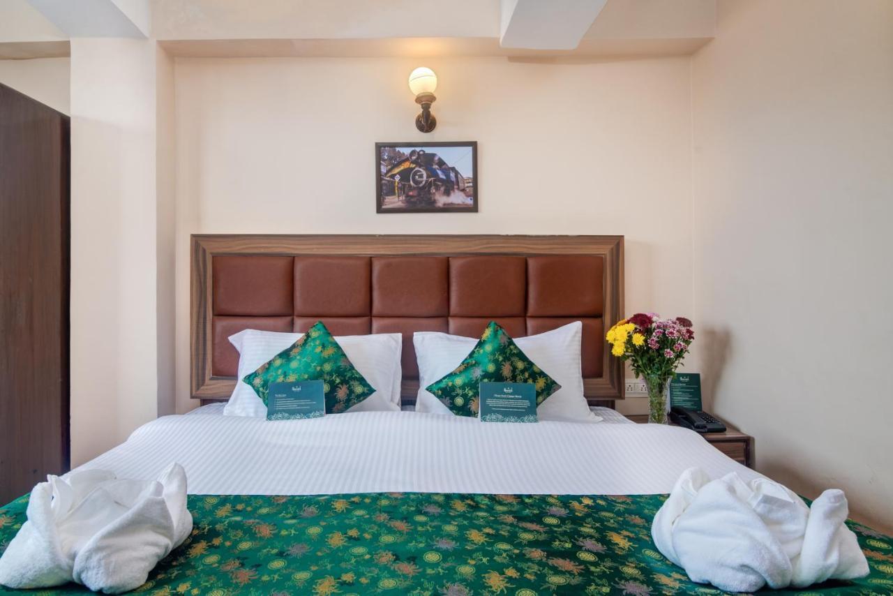 Muscatel Roma - 400 Mts From Mall Road Darjeeling  Bagian luar foto
